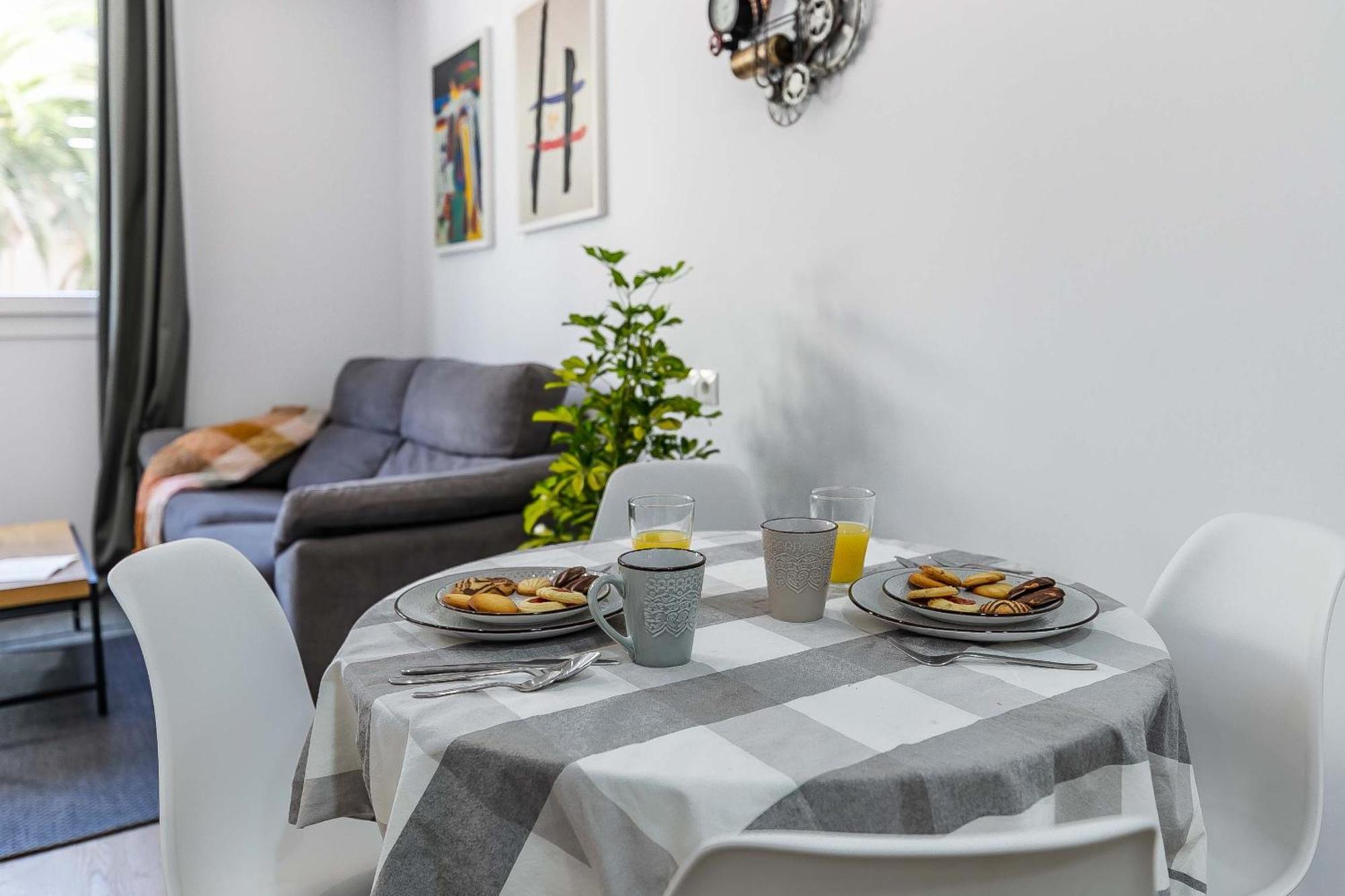 Soho Apartments Малага Екстериор снимка