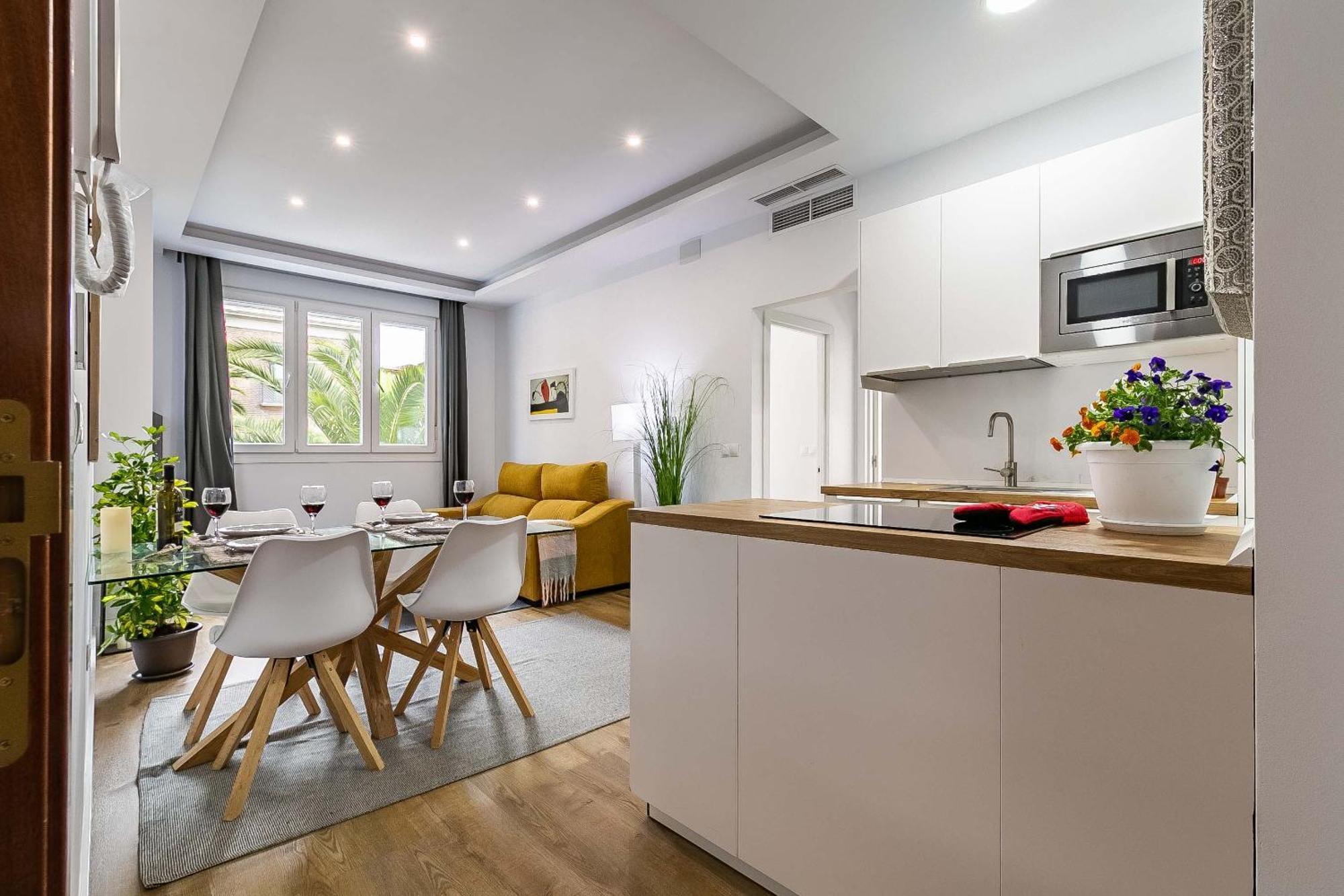 Soho Apartments Малага Екстериор снимка