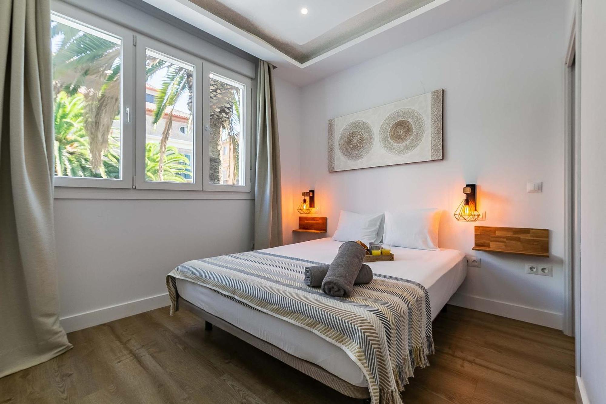 Soho Apartments Малага Екстериор снимка