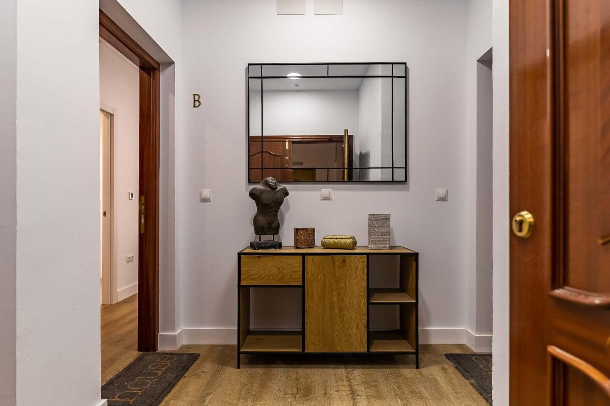 Soho Apartments Малага Екстериор снимка