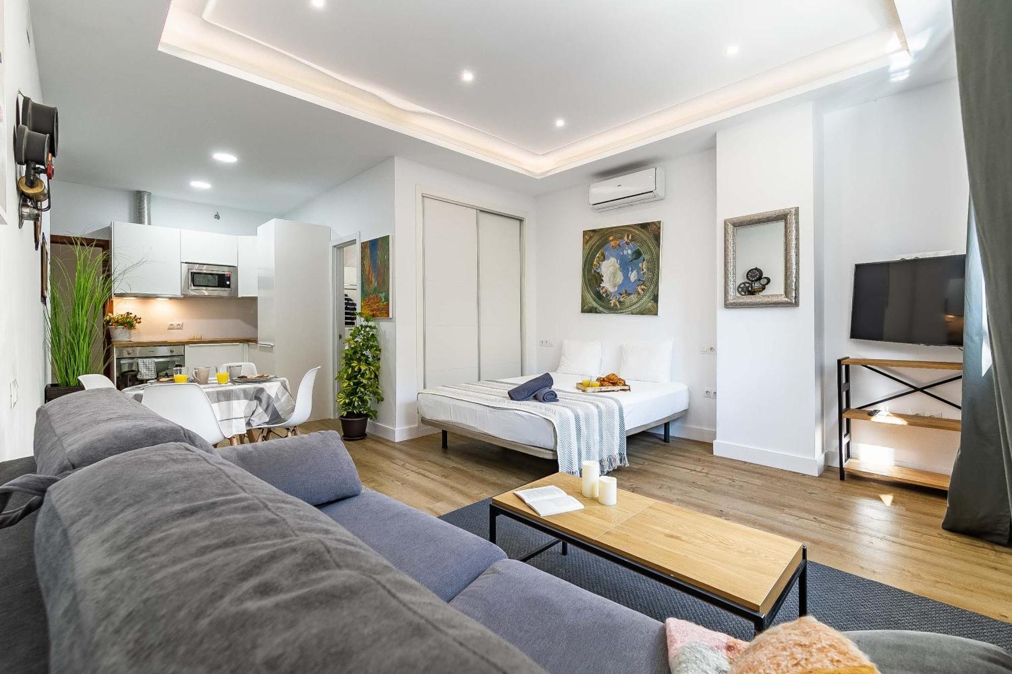 Soho Apartments Малага Екстериор снимка