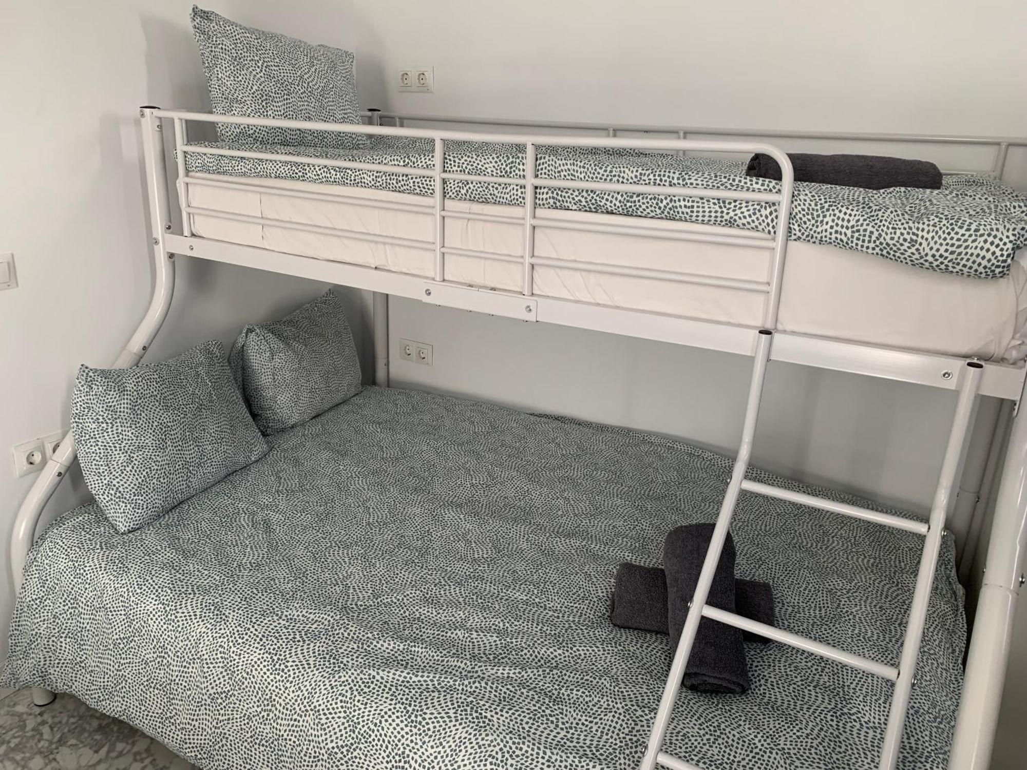 Soho Apartments Малага Екстериор снимка