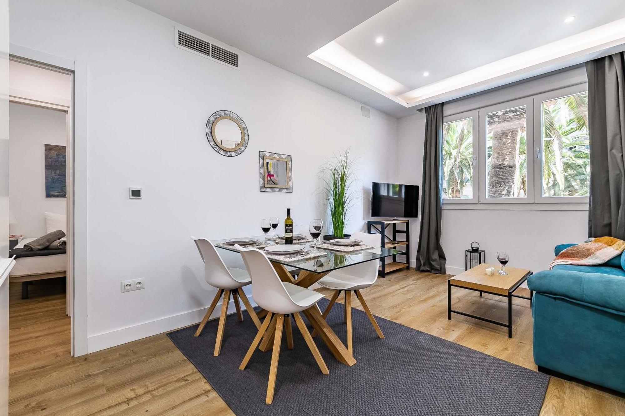 Soho Apartments Малага Екстериор снимка