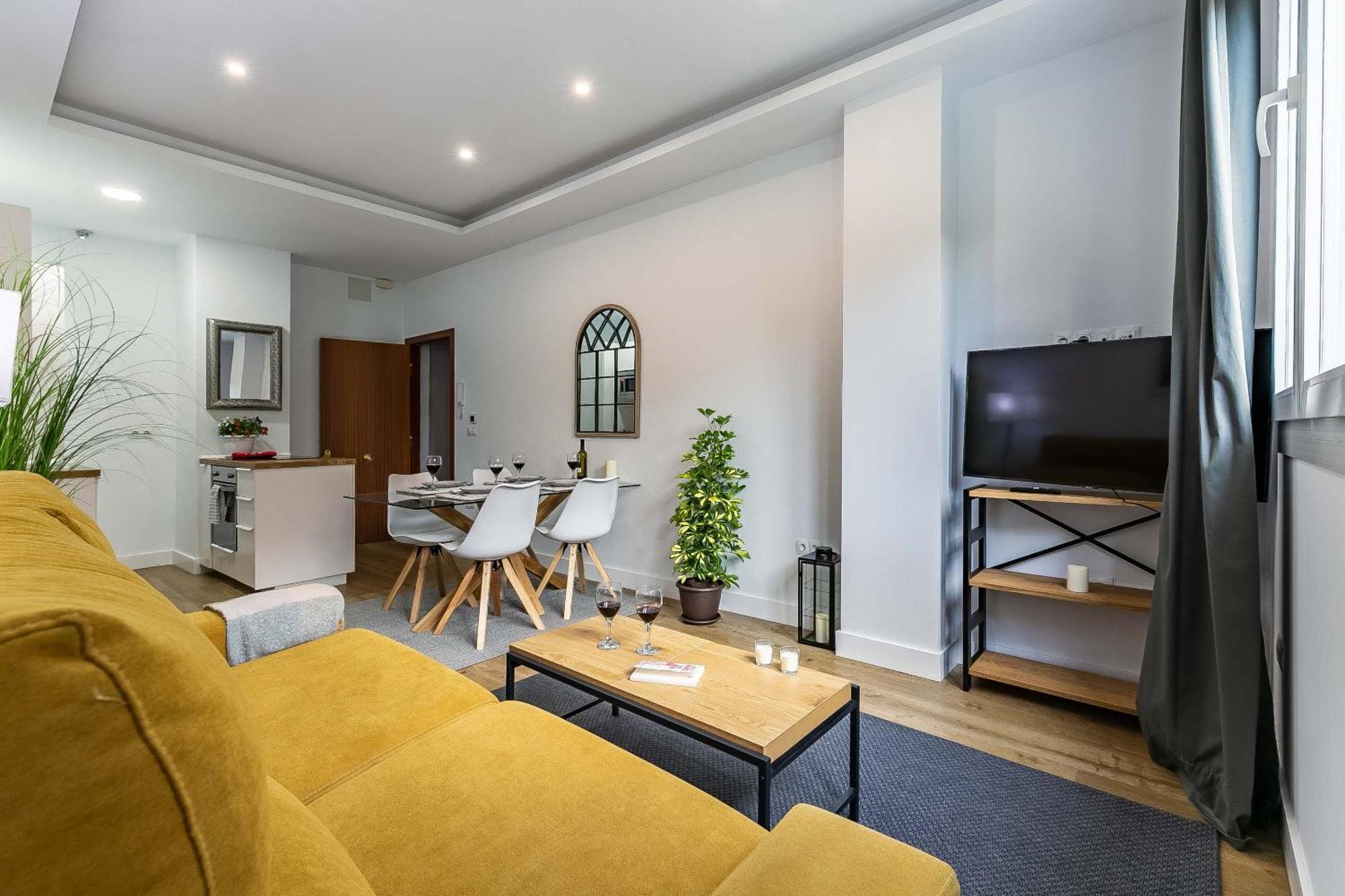 Soho Apartments Малага Екстериор снимка