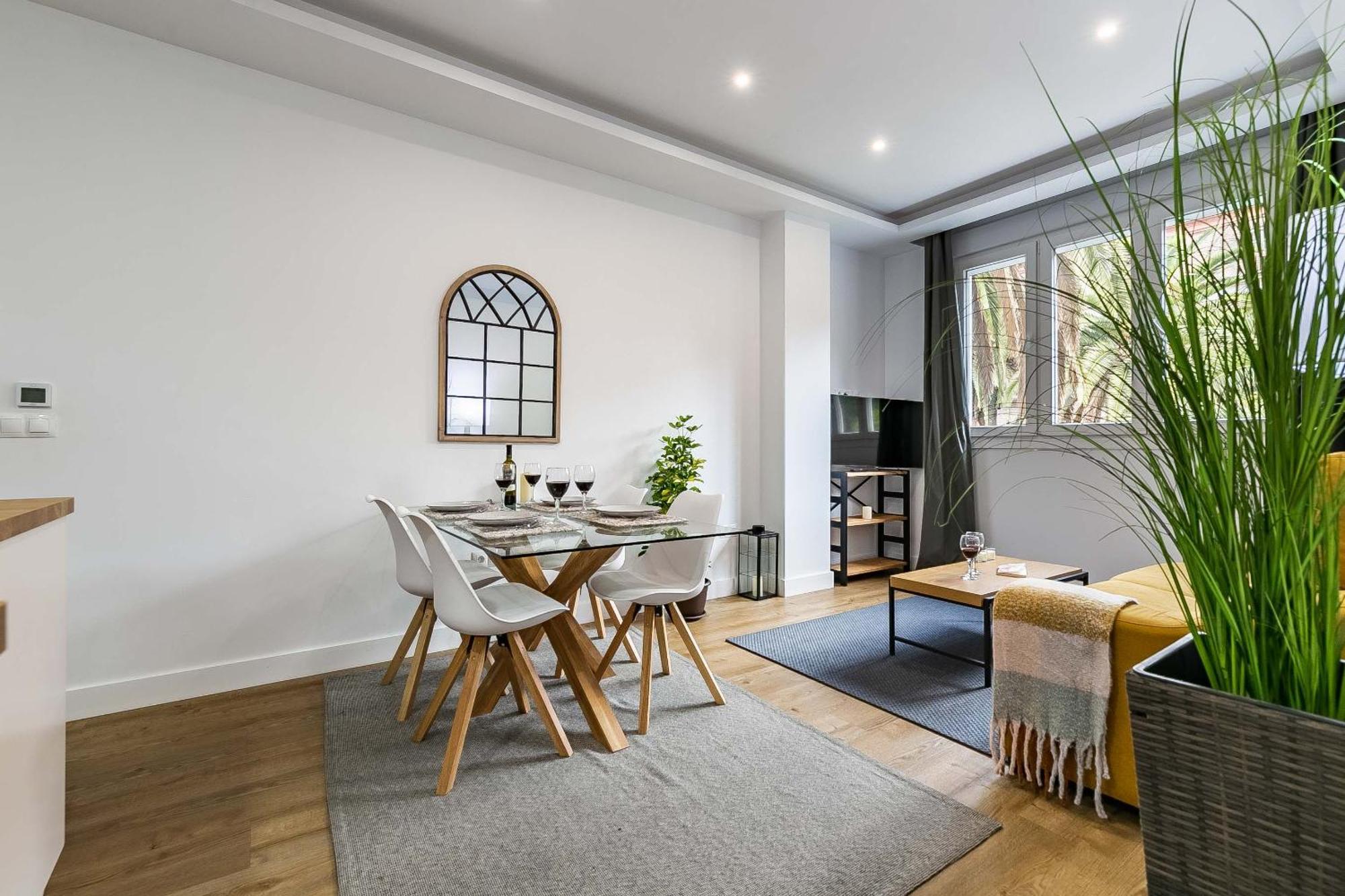 Soho Apartments Малага Екстериор снимка