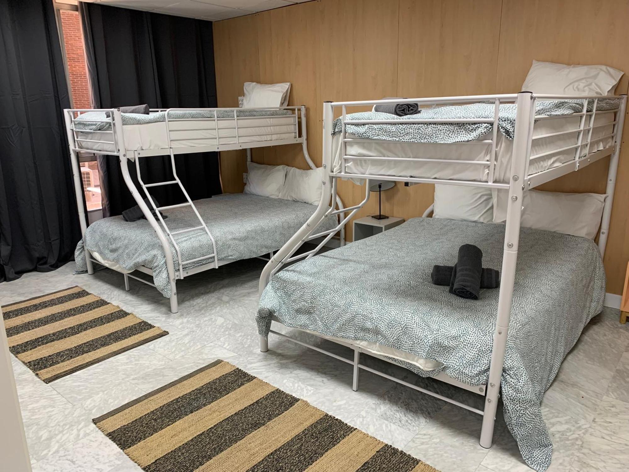 Soho Apartments Малага Екстериор снимка