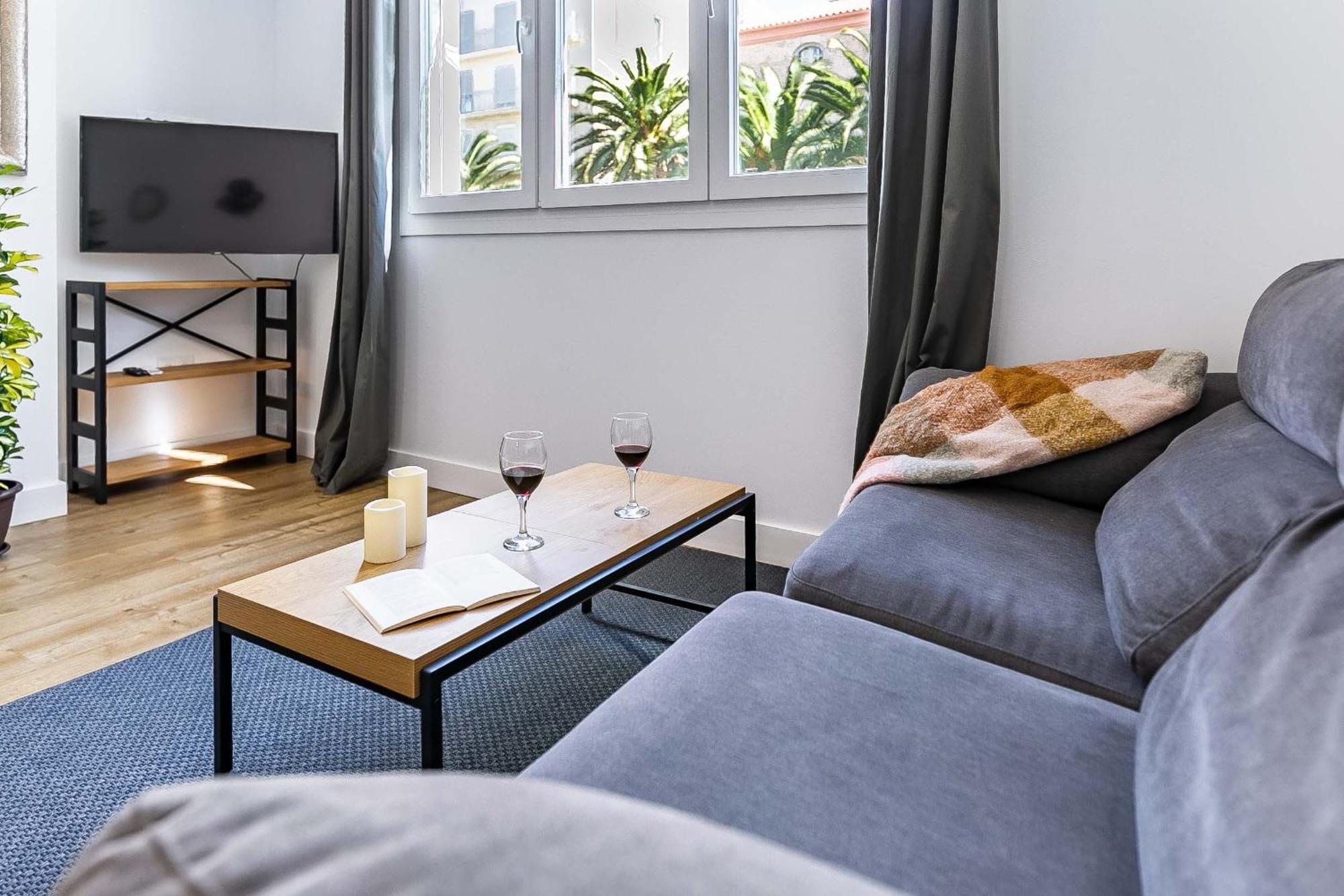 Soho Apartments Малага Екстериор снимка