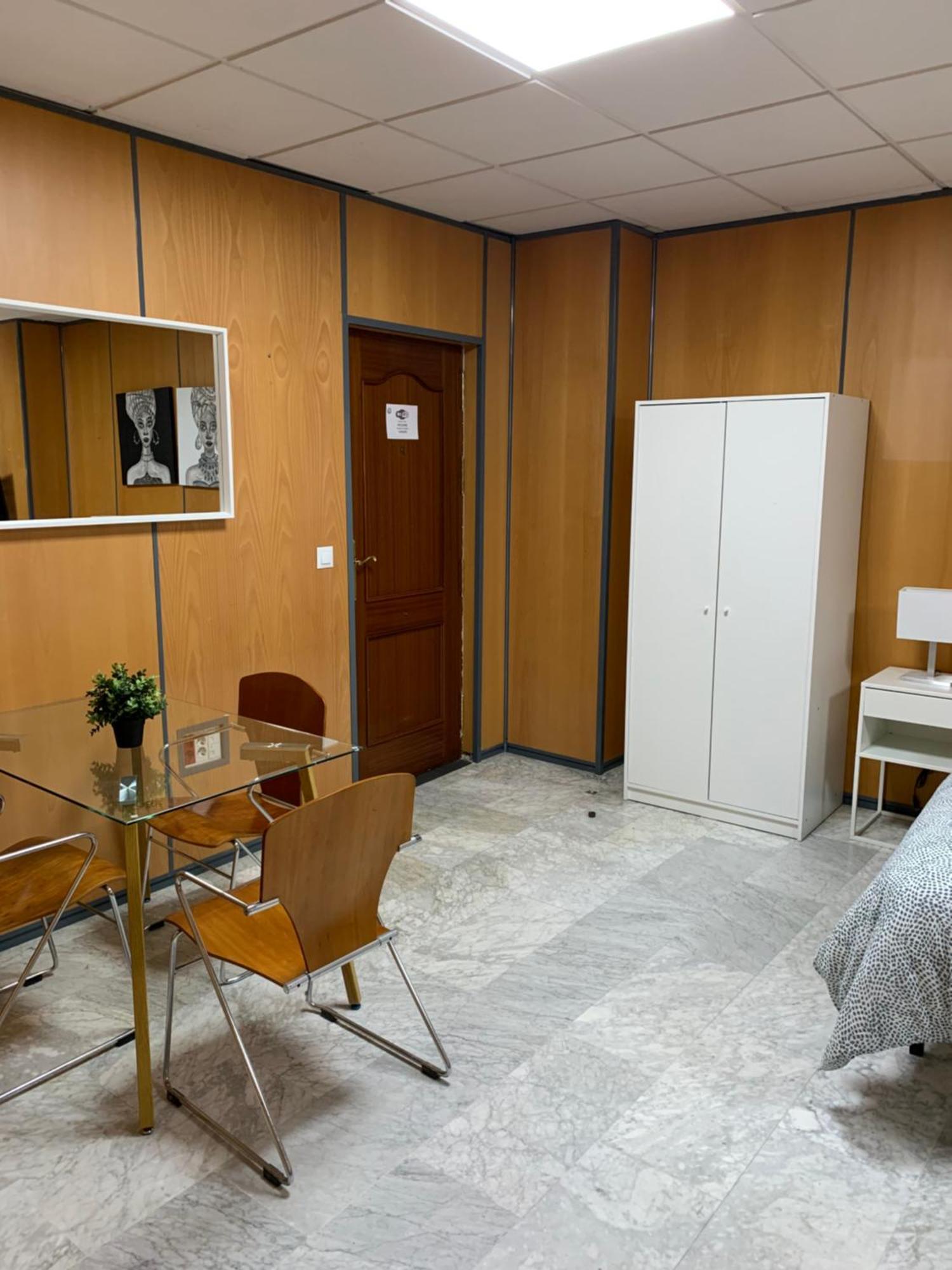Soho Apartments Малага Екстериор снимка
